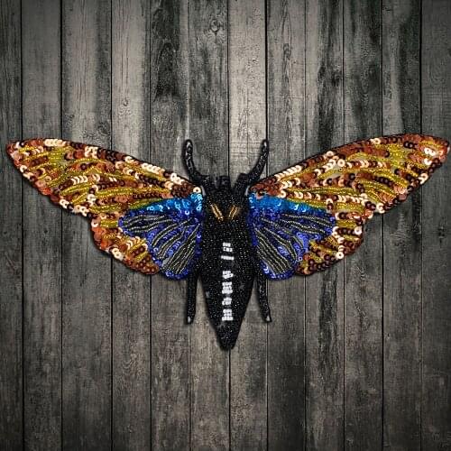 Beaded Bee Patches Badge Embroidery Applique Fabric Sew on Patches Clothes Decorated Garment Supplies Accessories