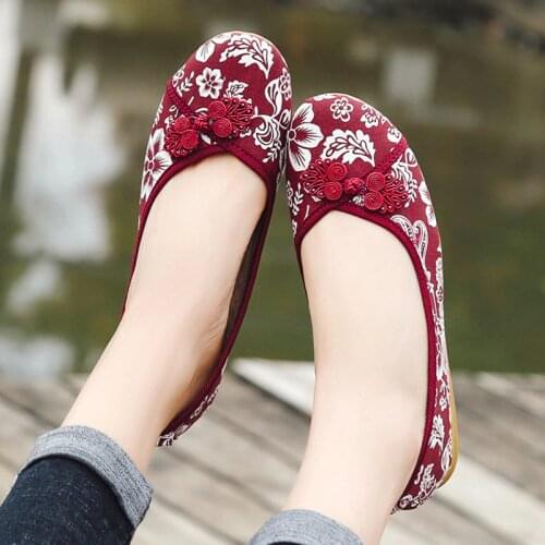 Women shoes new spring flat shoes women fashion casual platform shoes woman embroidery flower flats tenis feminino