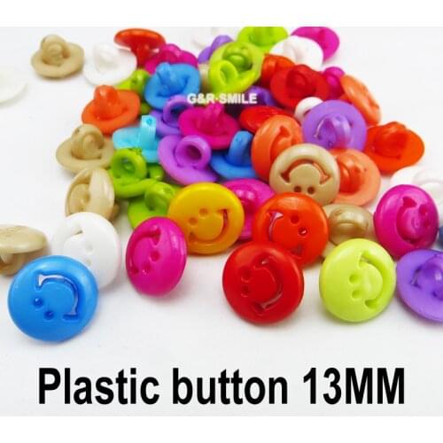 50PCS Dyed Plastic Smile face buttons kid toy coat boots sewing clothes accessory KIDS decoration button brand P-264