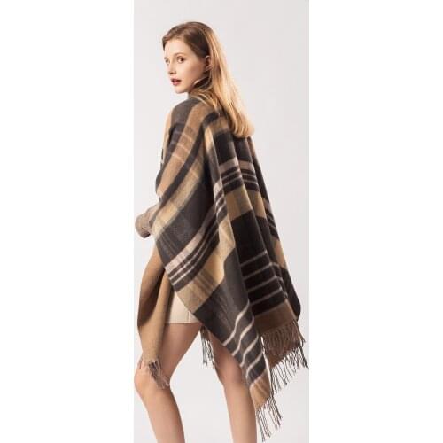 Fashion Women Poncho Shawls Wraps Ladies Pashmina Shawl Thicken Scarf Stoles Warm Feminino Ponchos Capes Warm All-Match blanket