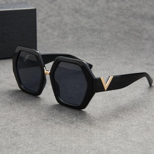 2021 Luxury Square Sunglasses Ladies Fashion Glasses Classic Brand Designer Retro Sun Glasses Women Sexy Eyewear Unisex Shades