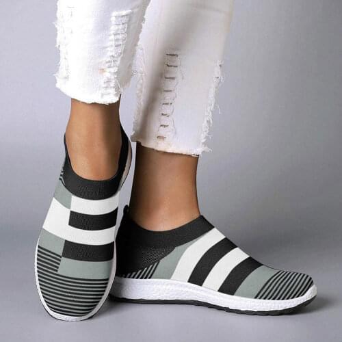 Flats Casual Sneakers Women Shoes 2021 Brand Plus Size Slip on Mesh Summer Sock Women Shoes Loafers White Black Shoes Woman