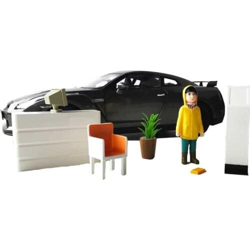 1:18 Scale Window Yellow Clothes Boy Car Model Scene Doll Diecast Alloy Vehicle Model Toys Metal Parts Gift Accessories Display