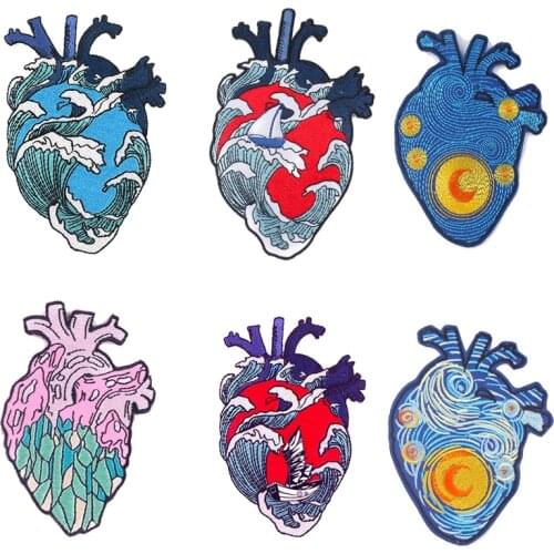 Embroidered Patches For Clothes Appliques Iron on Clothes Heart Embroidery Patch DIY Badges Stickers For Backpack Accessories