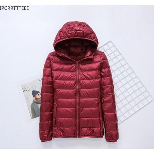 Women Autumn Winter Coat Ultralight Duck Down Thin Jacket Hooded Jackets Windproof Padded Parkas Female Portable Outerwear