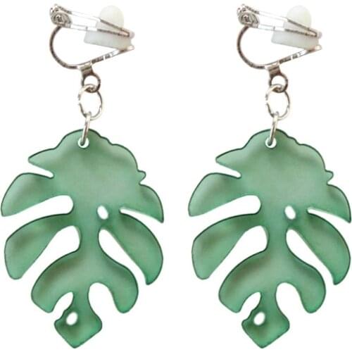Fresh Green Leaf Acrylic Clip Earrings For Women New Bohemian Chic Clip Ear No Ear Hole Wedding Party Jewelry Gift