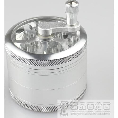 Mail! Hand four layer broken tobacco / cigarette tobacco grinder / silk / red and black smoke is broken fine gold and silver