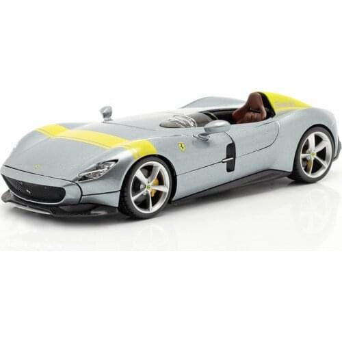 Bburago 1:24 Ferrai Monza SP1 Model Car