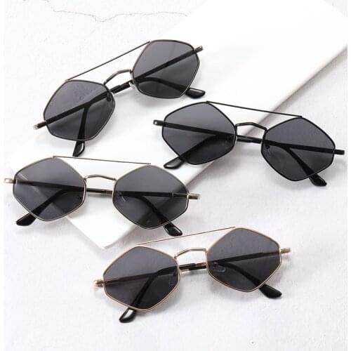 Commission Personality Polarized Sunglasses Women Material Matel Lunette De Soleil Femme Fashion Sunglasses Men Driving Summer