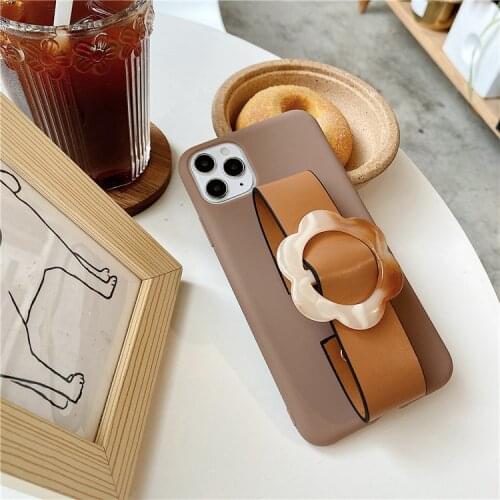 Luxury Sweet girls Wristband flower Phone Case for iPhone 12 11 Pro Max XS Max XR X 7 8 Plus 12 mini 7Plus case Cute soft cover