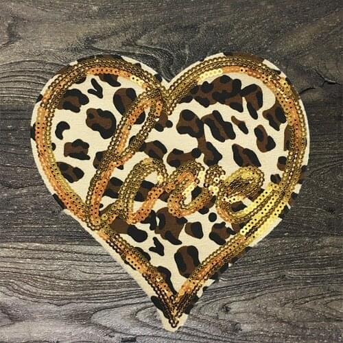 1 piece of fashion leopard pattern heart-shaped sequins patch clothing DIY decoration accessories embroidered iron