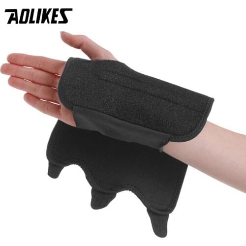 High Quality Sprain Prevention Wrist Protector Professional Wrist Suppor Splint Arthritis Band Belt Carpal Tunnel Wrist Brace