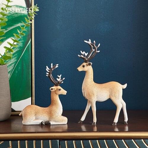 European Resin Lucky Deer Desktop Ornament Living Room Wine Cabinet Animal Sculpture Decor Crafts Home Decoration Accessories