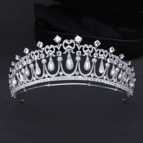 Funmode Luxury Pearl Cubic Zircon Tiara Crown For Women Hair Clip Hair Accessory Diadema Wholesale FC19