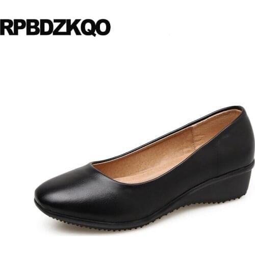 Wedge Plain Round Toe Office Work Cheap Shoes China Slip On Low Heel Ladies Comfortable Walking Women Black 2018 Chinese Drop