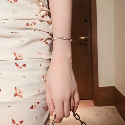 Opal Small Fish Women Bracelets On Hand Chain Bangles Jewelry Girls Aesthetic Korean Fashion Female Popular Now New 2021 Alloy