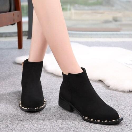 Famous brand rose rivets winter boots women high quality black suede leather ankle boots shoes 42 43 big size bottes femme c177