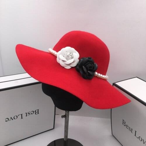 Spring and autumn period edition Big red wool hat eaves Hepburn wind elegant female with pearl flower