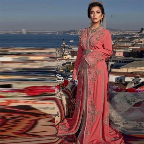 Luxury Embroidered Beaded Moroccan Caftan Dubai Evening Dress Long Sleeves Saudi Arabia Muslim Prom Party Dress Custom Made Gown