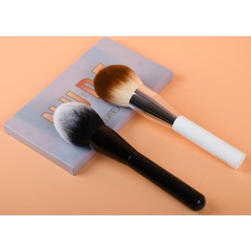 Lucky-Girls 1PCS Makeup Brush Beautiful Cosmetics Brush Soft Large Blush Powder Foundation Brush Universal Cosmetic Brush Tool