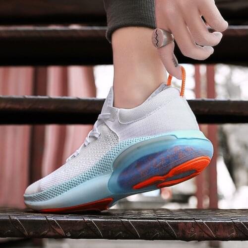 Running Shoe for Men 2021 New Outdoors Sneakers Men‘s Summer Footwear Athletic Unisex Breathable Mesh Unisex Sport Shoes Men