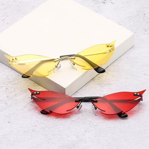 New 2020 Fashion Shark Shape Sunglasses Women Men Rimless Wave Sun Glasses Party Eyewear Trending Narrow Sunglasses Streetwear