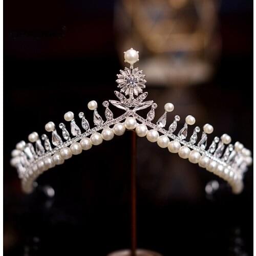 Femal Wedding Crown Simple and Elegant Hair Accessories Bridal Knot Wedding Dress Queen Crown Photo Studio Travel Racket Head VL