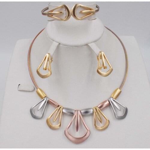 2020 Dubai gold colorful Jewelry Sets Nigerian women wedding jewelry set Wholesale statement women Costumed jewelry set