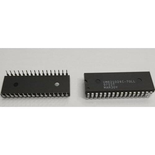 1pcs/lot UM621024C-70LL LP621024D-70LL LP621024D DIP-32 In Stock