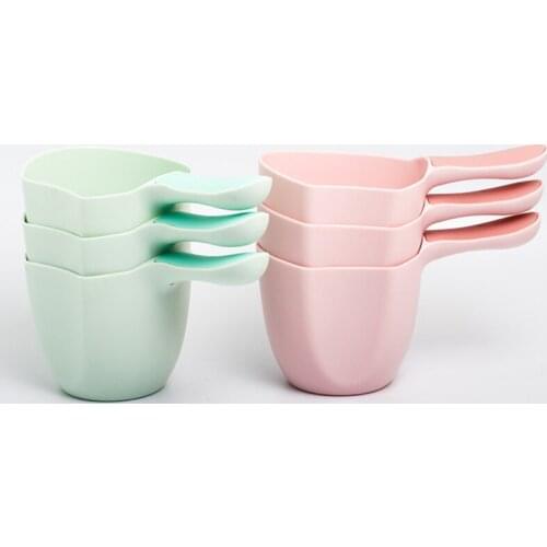 Baby Bath Cap Bathing Scoop Plastic Water Scoop Baby Shampoo Bath Spoon Child Wash Hair Rinse Cup Kids Bath Waterfall Mini Cup