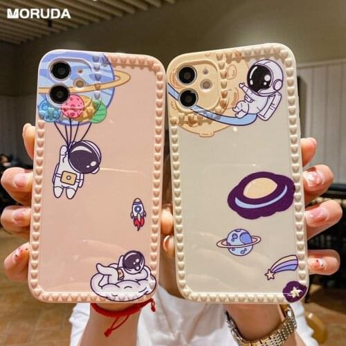 Cute Cartoon Planet Astronaut Phone Case For iPhone 11 12 Pro Max XR XS Max X 6 6s 7 8 Plus Soft Bumper Shockproof Heart Cover