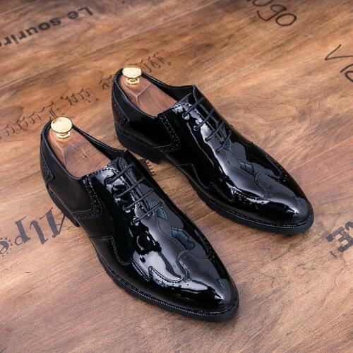 Patent Leather Shoes For Men Sports Casual Shoes Sneaker Mens Italian Leather For Men Sapatos Sapato 2020 Leisure Man Shoe