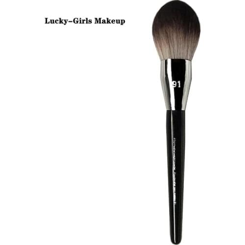 Lucky-Girls Powder Makeup Brush Soft Dense Long Handle Blush Highlight Brush Big Loose Compact Powder Brush Large Fan Brush
