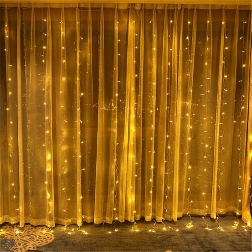 Trusvive Garlands