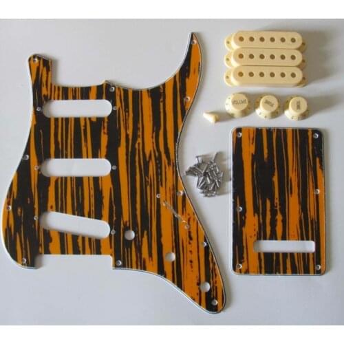 ST Pickguard Kit Black/Yellow Wicker w/ Cream Pickup Covers,Knobs,Switch Tip