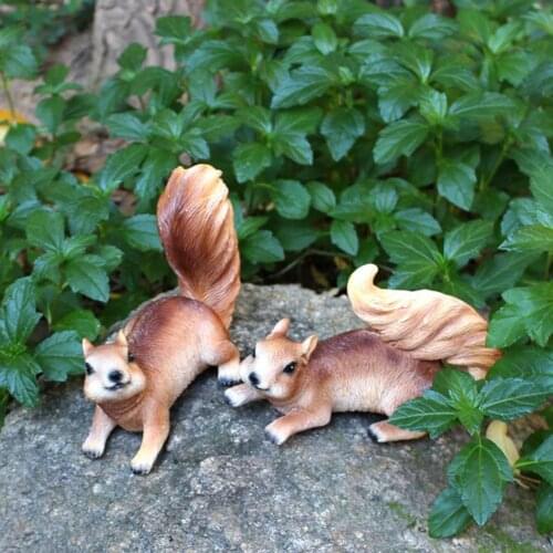 Realistic Squirrel Statue Garden Decoration Outdoor Lawn Tree Hanging Sculpture Home Gardening Animal Statue Garden Decor Craft