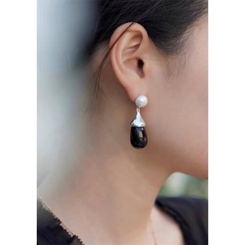 Elegant Retro Pearl Earrings Niche Water Droplets Simple High-End Ins Street Wild Womens Jewelry Accessories
