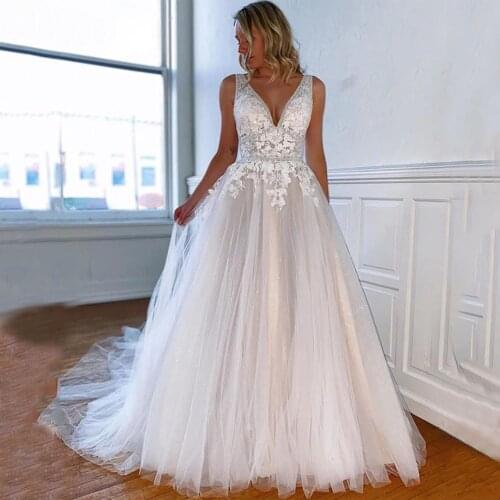 V-Neck Champagne Lining Tulle Applique Beaded Waistband Open V-Back Buttons A Line Boho Wedding Dresses 2020 Vestidos De Novia
