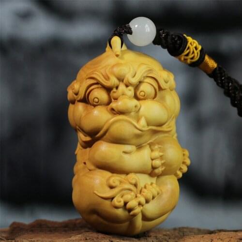 XS118-7 CM Hand Carved Boxwood Carving Car Hanging Pendant Home Decor -Pixiu Chinese Folk Crafts