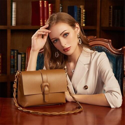 2021 Spring New Ladies Shoulder Bag Fashion Shoulder Strap Design Women Messenger Bags High Quality PU Leather Womens Wallet