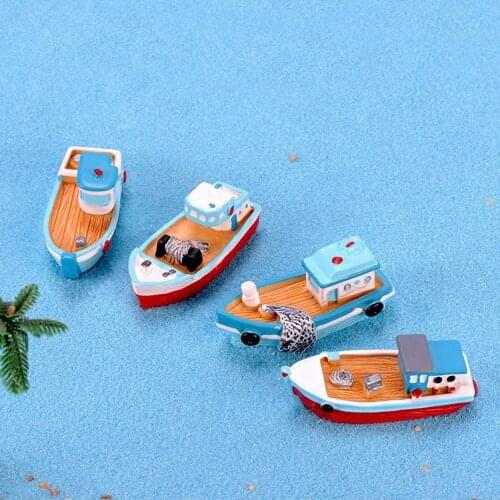 1Pc Micro Wooden Ship Boat Yacht Mediterranean Sea Model Figurine Aquarium Ornament Craft Decor Home Decoration Accessories