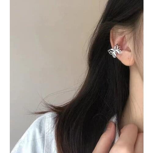 AMORCOME New Vintage Metal Hollow Butterfly Ear Clips For Women Girls Cute No Piercing Fake Cartilage Ear Fashion Jewelry