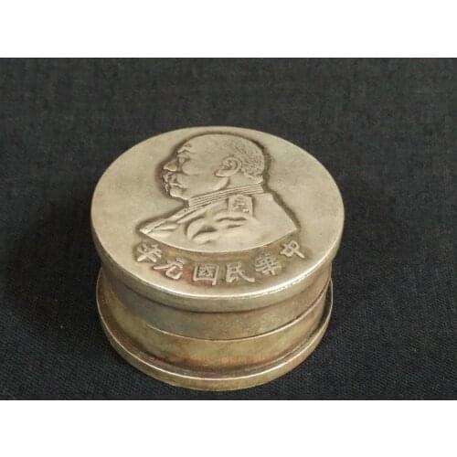 YIZHU CULTUER ART Collection Old China Tibet Silver Carving Yuan Shikai Statue Inkpad Box Decoration