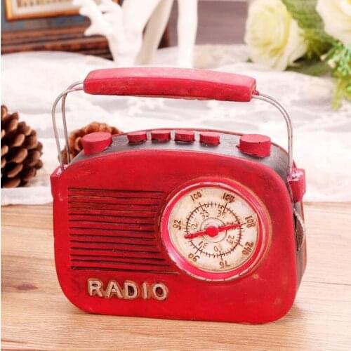 Red Color Vintage Style Radio Model Antique looking Resin radio mold Resin Artcraft Coffee Bar decor