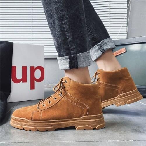Mens Casual Shoes Autumn and Winter Youth Trend High-top Martin Boots Outdoor Sports Casual Shoes Tide Mens Fashion Sneakers