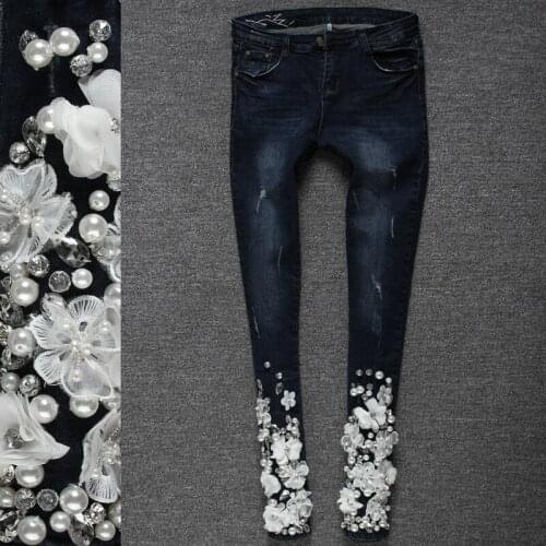 2019 Spring New Arrival Fashion Womens Diamond Crystal Beading Embroidered Flowers Vintage Mid Waist Skinny Jeans Plus Size
