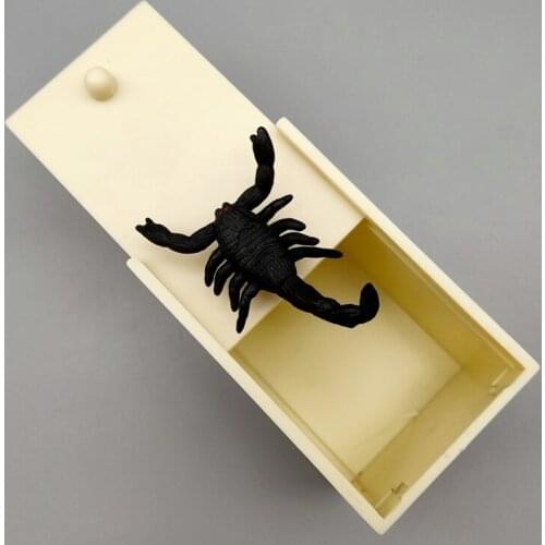 Scare Toy Box Gag Spider Mouse Scorpion Novelty Gadget Tricky Funny Halloween Toys Fun Prank Gag Gifts Spoof Scary Little Bug