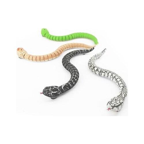 Snakes children electric toy Snakes Children Electric Remote Control Simulated Snake Rattlesnake White Green Tricky Toy Animals