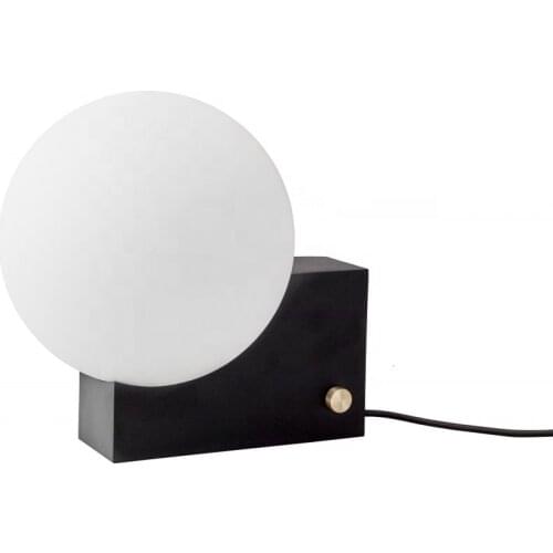 2019 New Simple Nordic Table Lamp Modern Decor Indoor Designer Desk Lighting Decorative Lighting Creative Night Lights Gift Lam