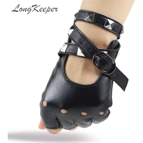 LongKeeper 1 Pair Half Finger PU Leather Gloves Women Rock Punk Style Rivet Fingerless Black Gloves New Mittens Luvas